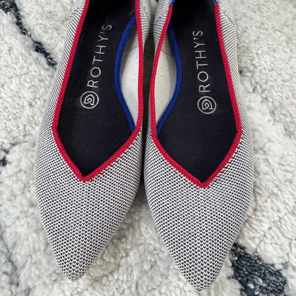 Rothy's Women's Gray and Red pointy toe flats